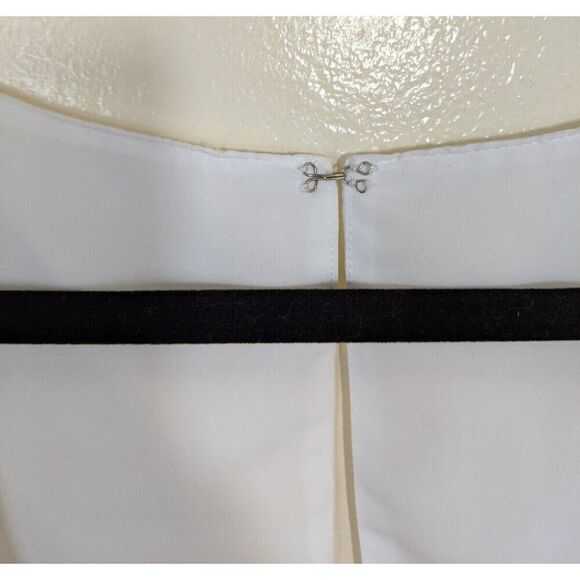 BCBGeneration Mini Dress Embroidered Floral Square Neck Oversized Small - Picture 7 of 11